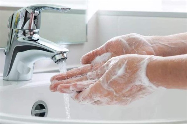 染頭膏在手上如何洗掉